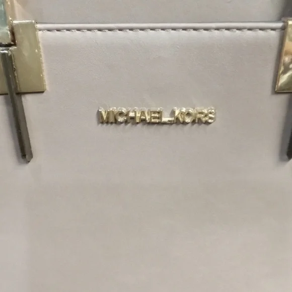 Michael Kors Elegant Purple Satchel Set - Picture 3 of 5